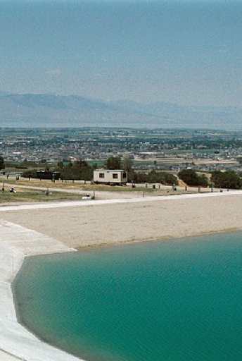 Reservoir-Wasserfilterung zum Schutz von  Bewässerungszählern und -geräten, USA